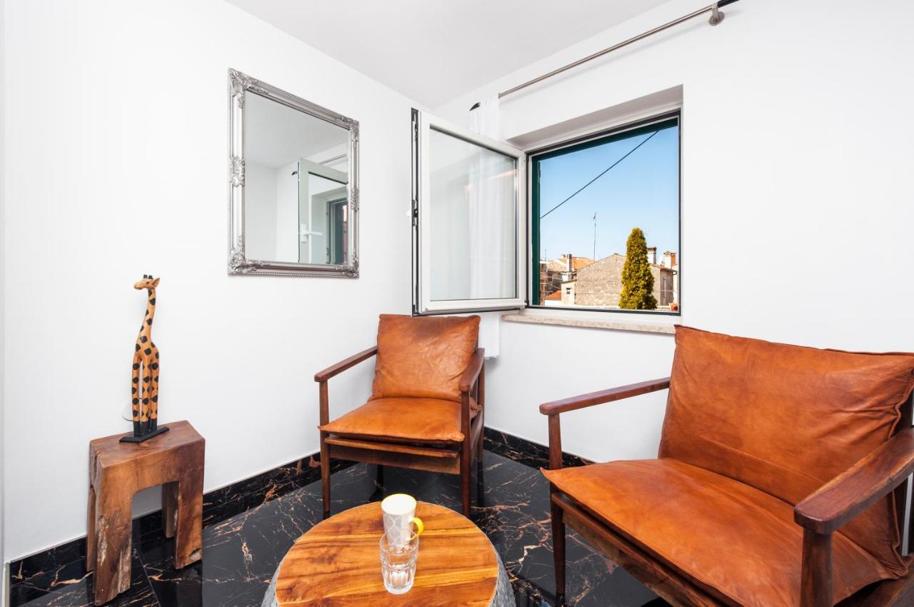 Dolce Apartment *